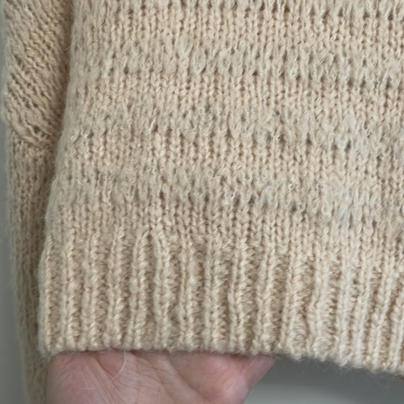 Aritzia Wilfred Lune Sweater Alpaca Cropped Crew neck Wool Giselle xs NWOT - Picture 8 of 13